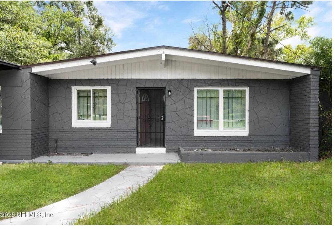 House for rent at 9155 Sibbald Rd, Jacksonville, FL 32208
