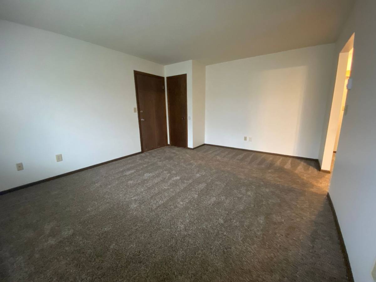 Apartment for rent at 201 9th Ave N, Fargo, ND 58102