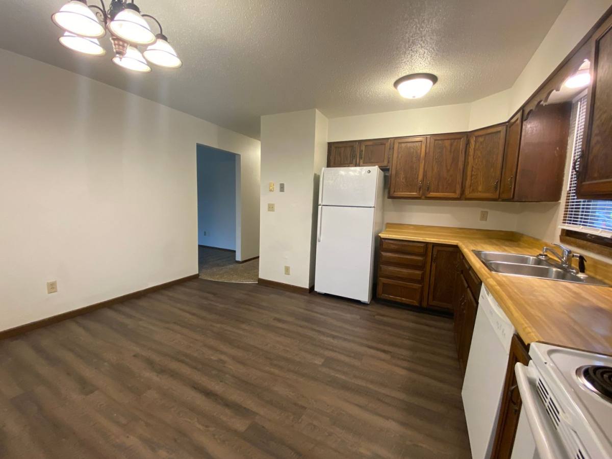 Apartment for rent at 201 9th Ave N, Fargo, ND 58102