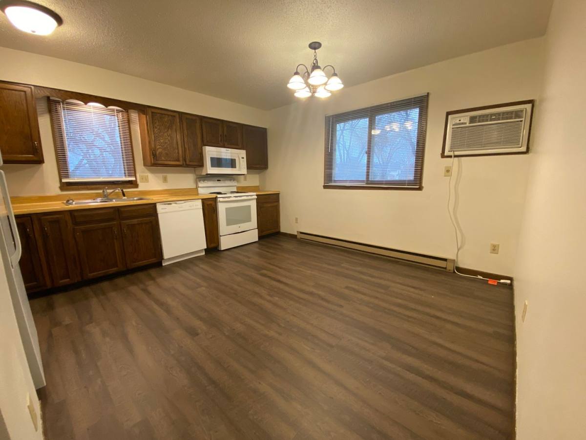Apartment for rent at 201 9th Ave N, Fargo, ND 58102