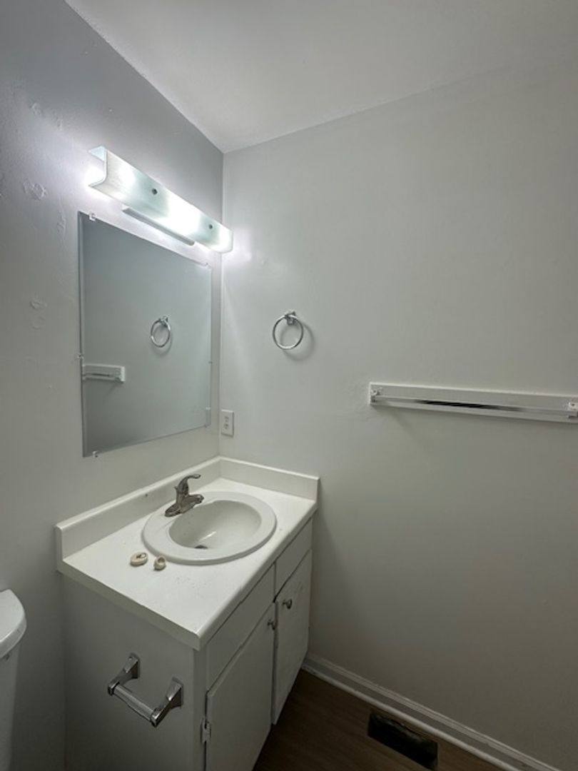 Townhouse for rent at 236 Swift Creek Rd, Hartsville, SC 29550