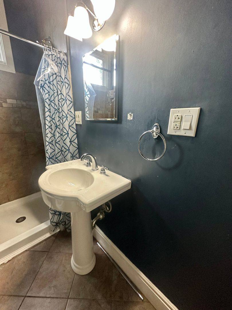 Apartment for rent at 505 Ingleside Dr, Lexington, KY 40504