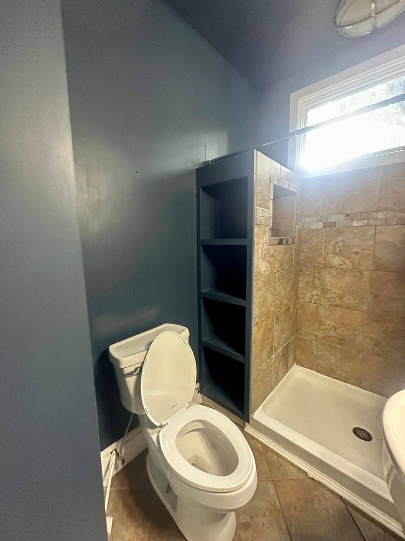 Apartment for rent at 505 Ingleside Dr, Lexington, KY 40504
