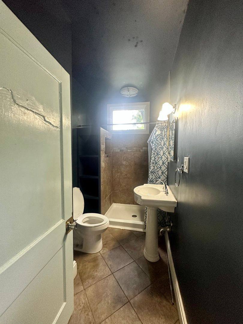 Apartment for rent at 505 Ingleside Dr, Lexington, KY 40504