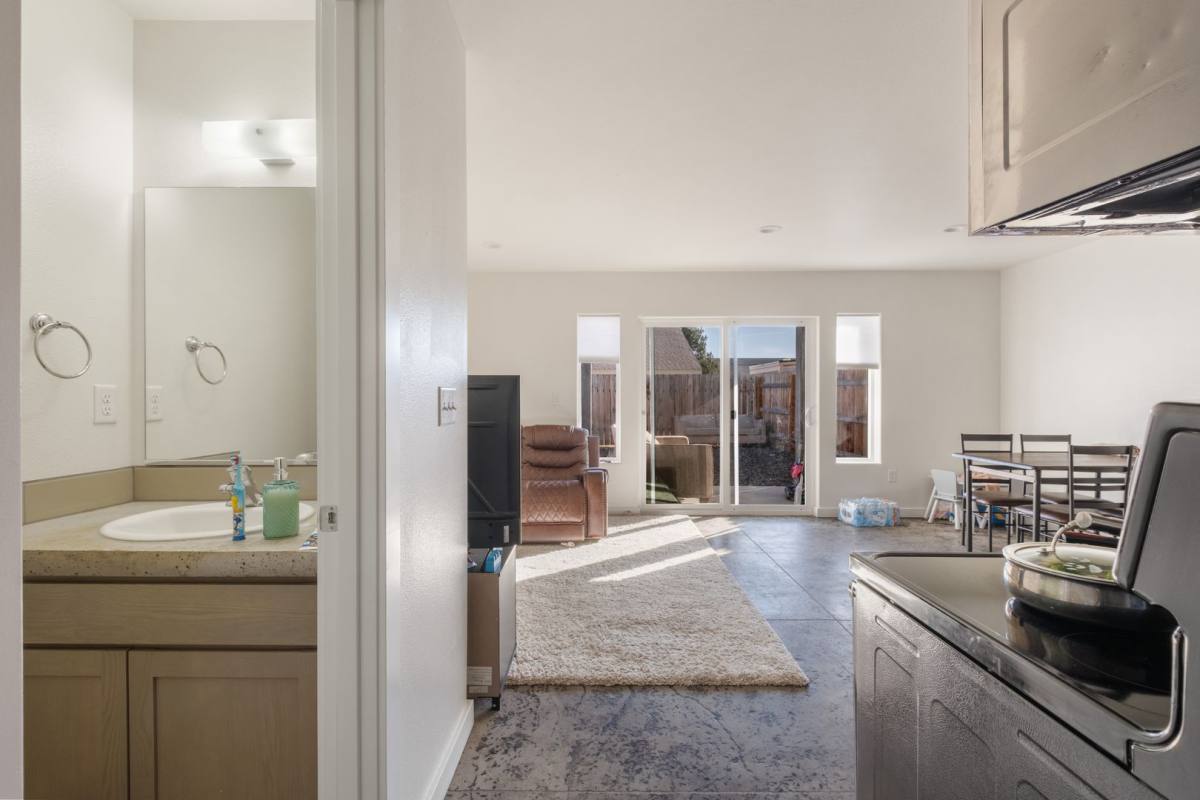 Apartment for rent at 420-522 F St NE, Quincy, WA 98848
