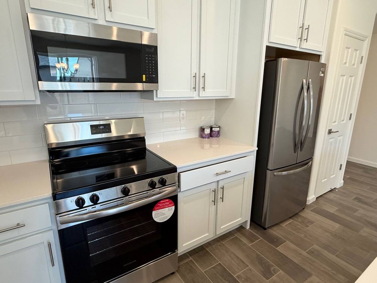 6599 E Weathermaker Ave, Fresno, CA 93727 - Apartment For Rent - Image 4