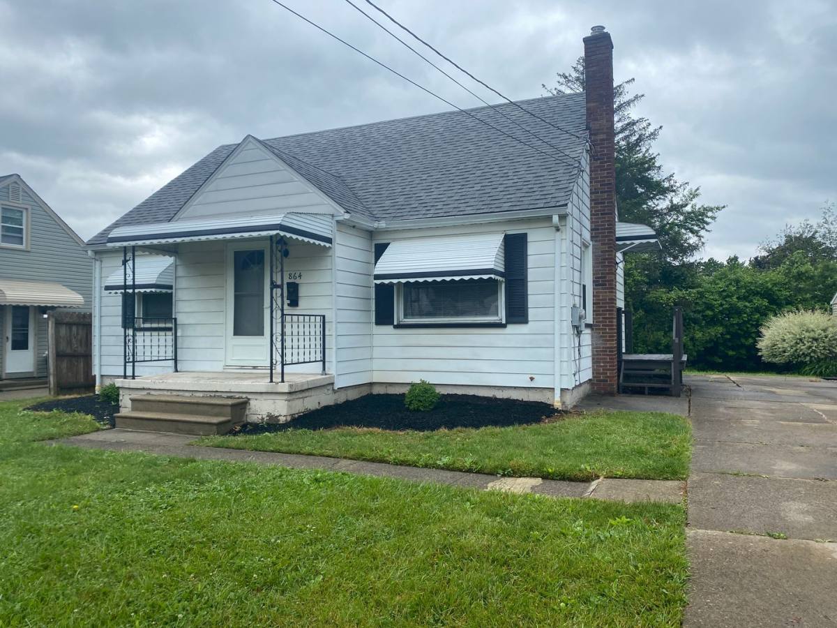 House for rent at 864 Gary Ave, Girard, OH 44420