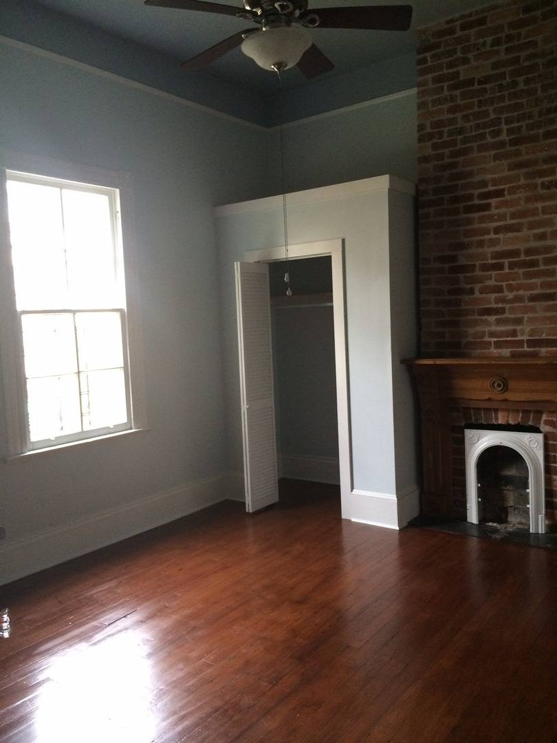 Apartment for rent at 7625 Oak St, New Orleans, LA 70118