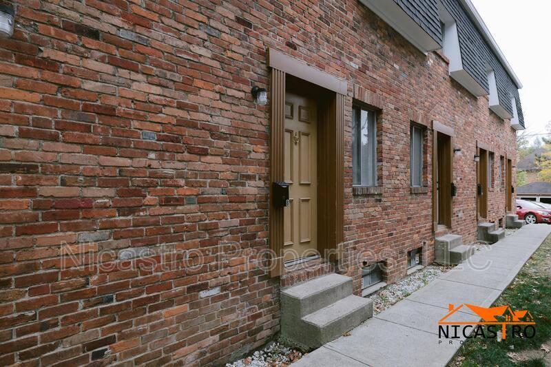 Apartment for rent at 215 E Lane Ave, Columbus, OH 43201