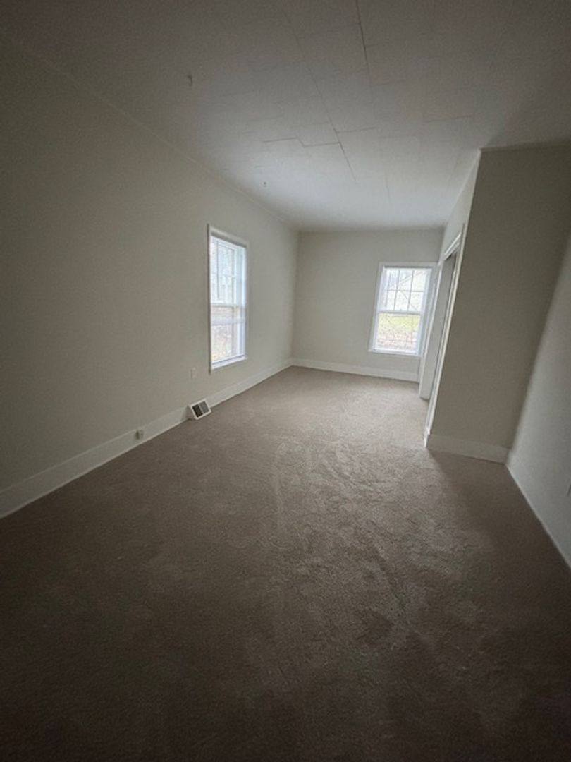 Apartment for rent at 620-22 Fellows Ave, Syracuse, NY 13210