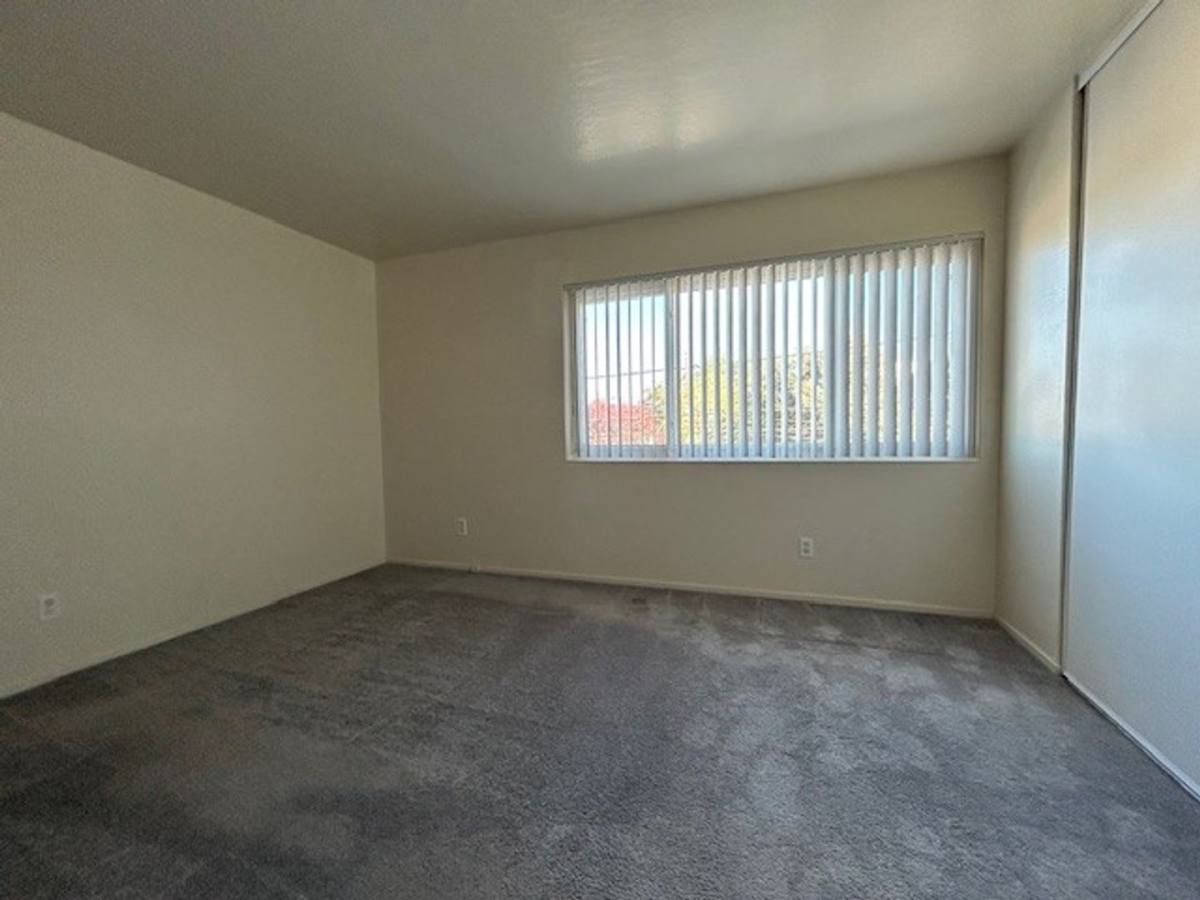 Apartment for rent at 2236 Lincoln Ave, Alameda, CA 94501
