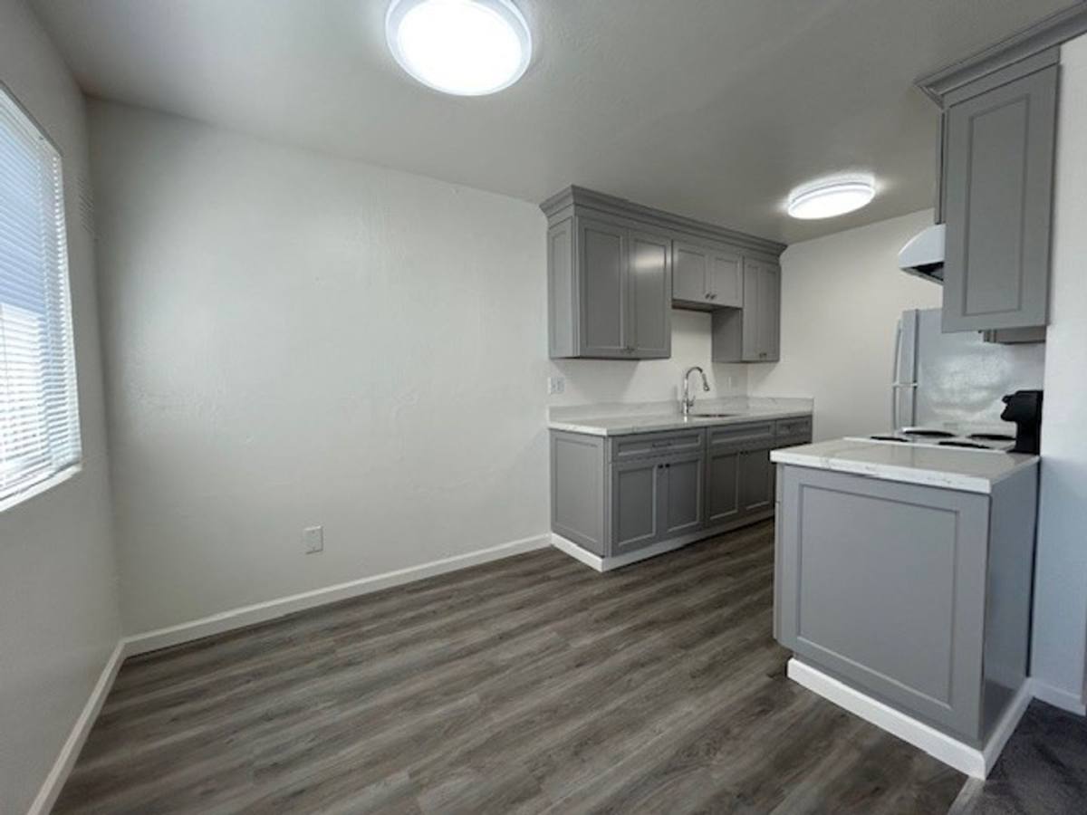 Apartment for rent at 2236 Lincoln Ave, Alameda, CA 94501