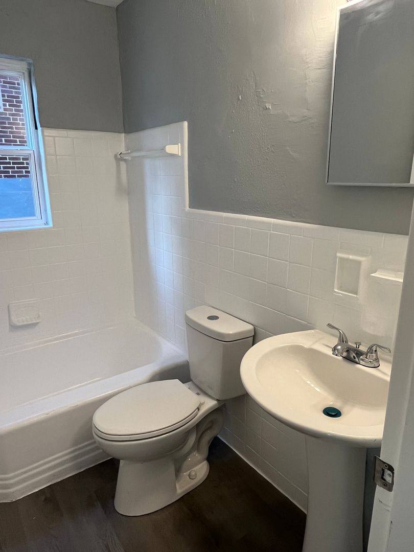 Apartment for rent at 4060 Reading Rd, Cincinnati, OH 45229