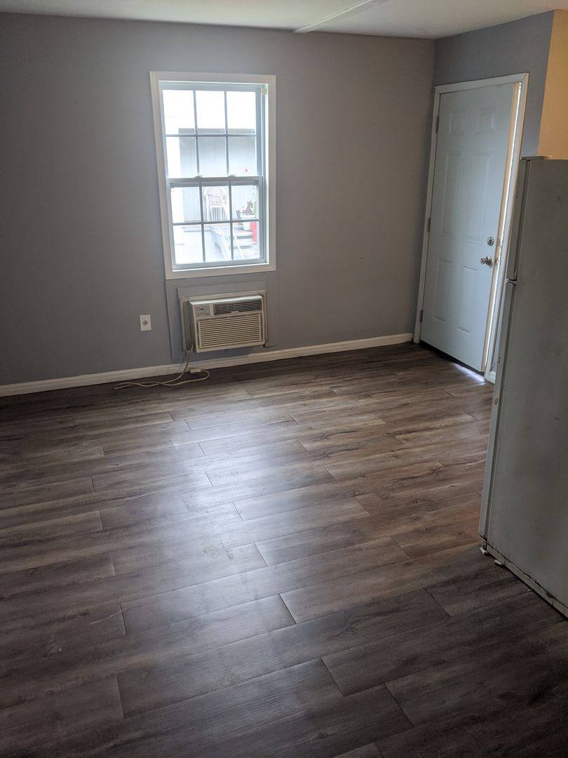 Apartment for rent at 211 N Washington St, Dublin, GA 31021