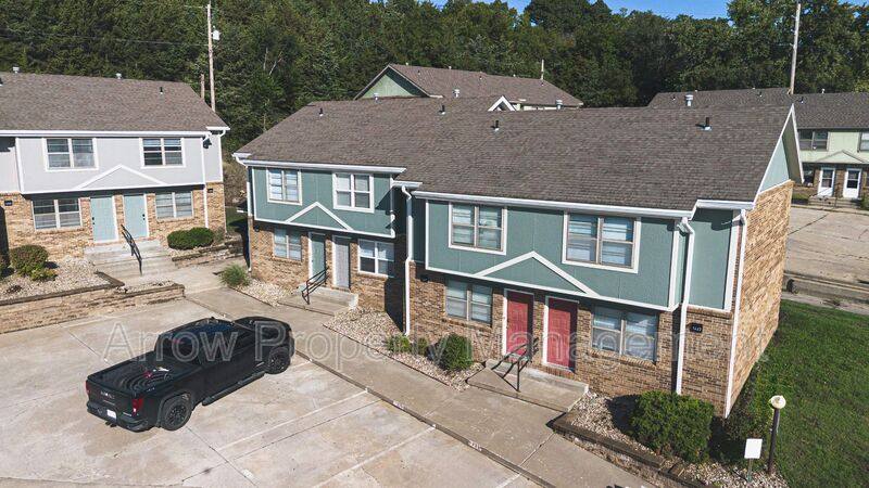 Apartment for rent at 1302 S Jackson St, Junction City, KS 66441