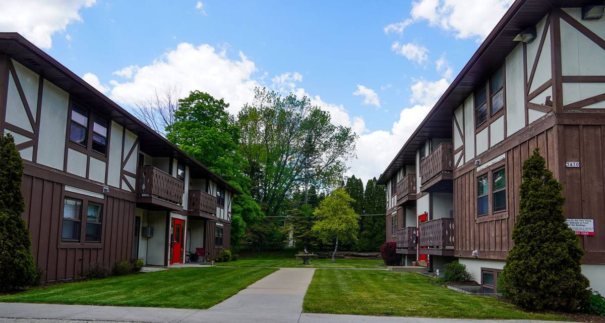 Apartment for rent at 3430-3432-3434 S 12th St, Sheboygan, WI 53081