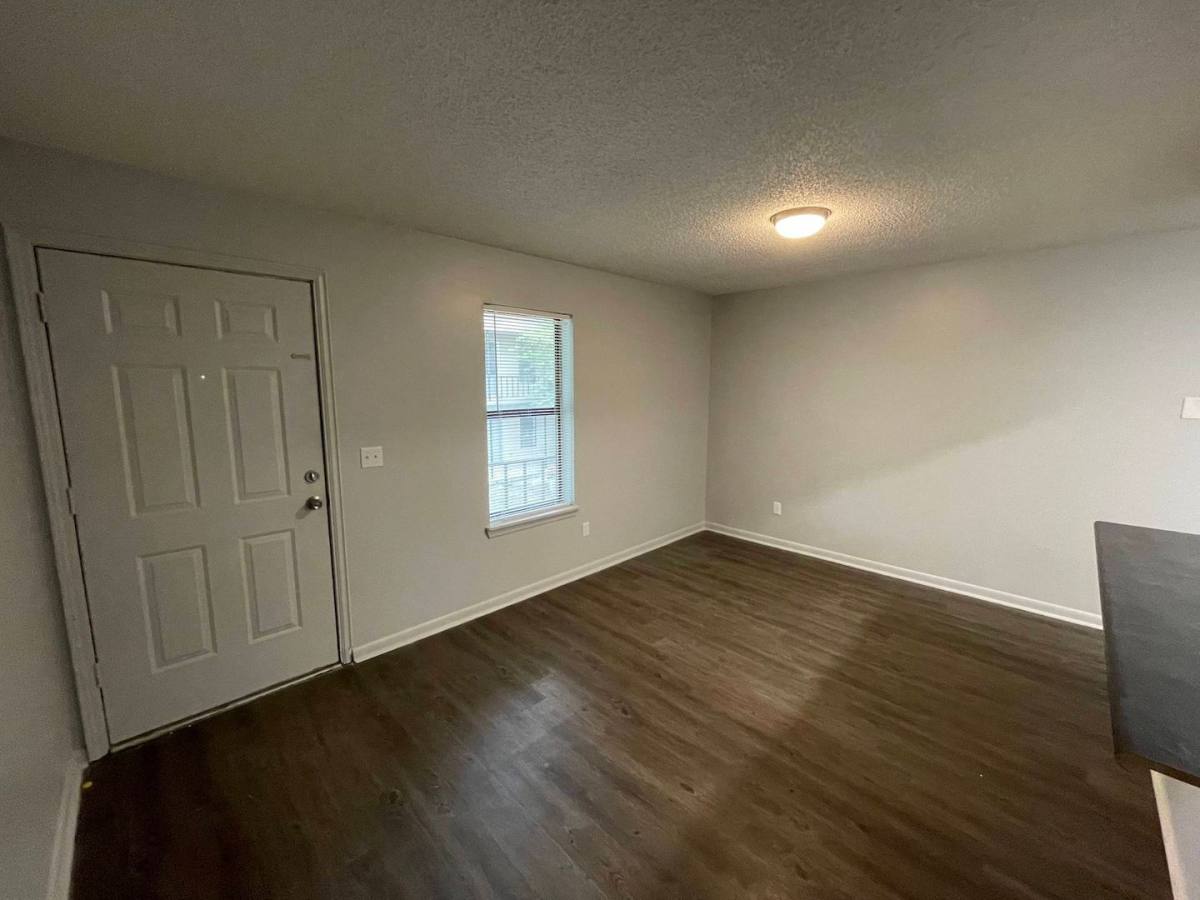 Apartment for rent at 2005 Belt St, Jonesboro, AR 72401