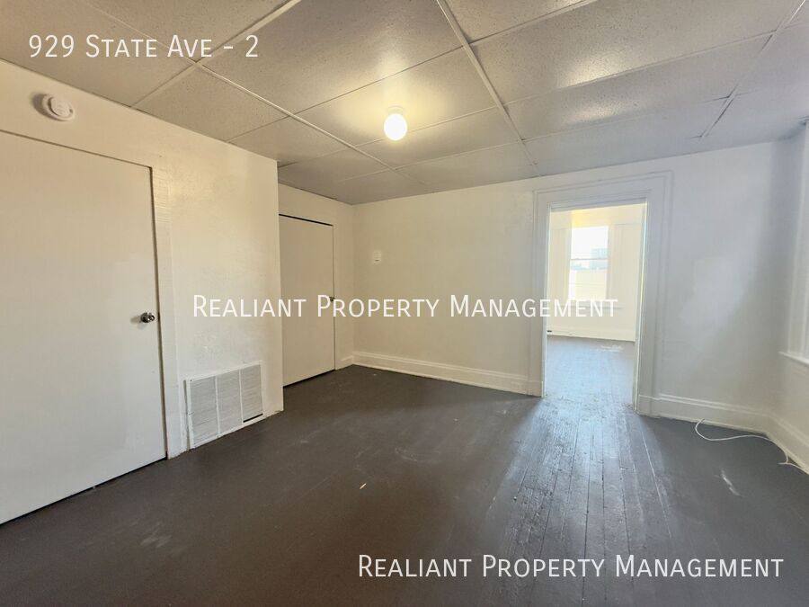 Apartment for rent at 929 State Ave #2, Cincinnati, OH 45205