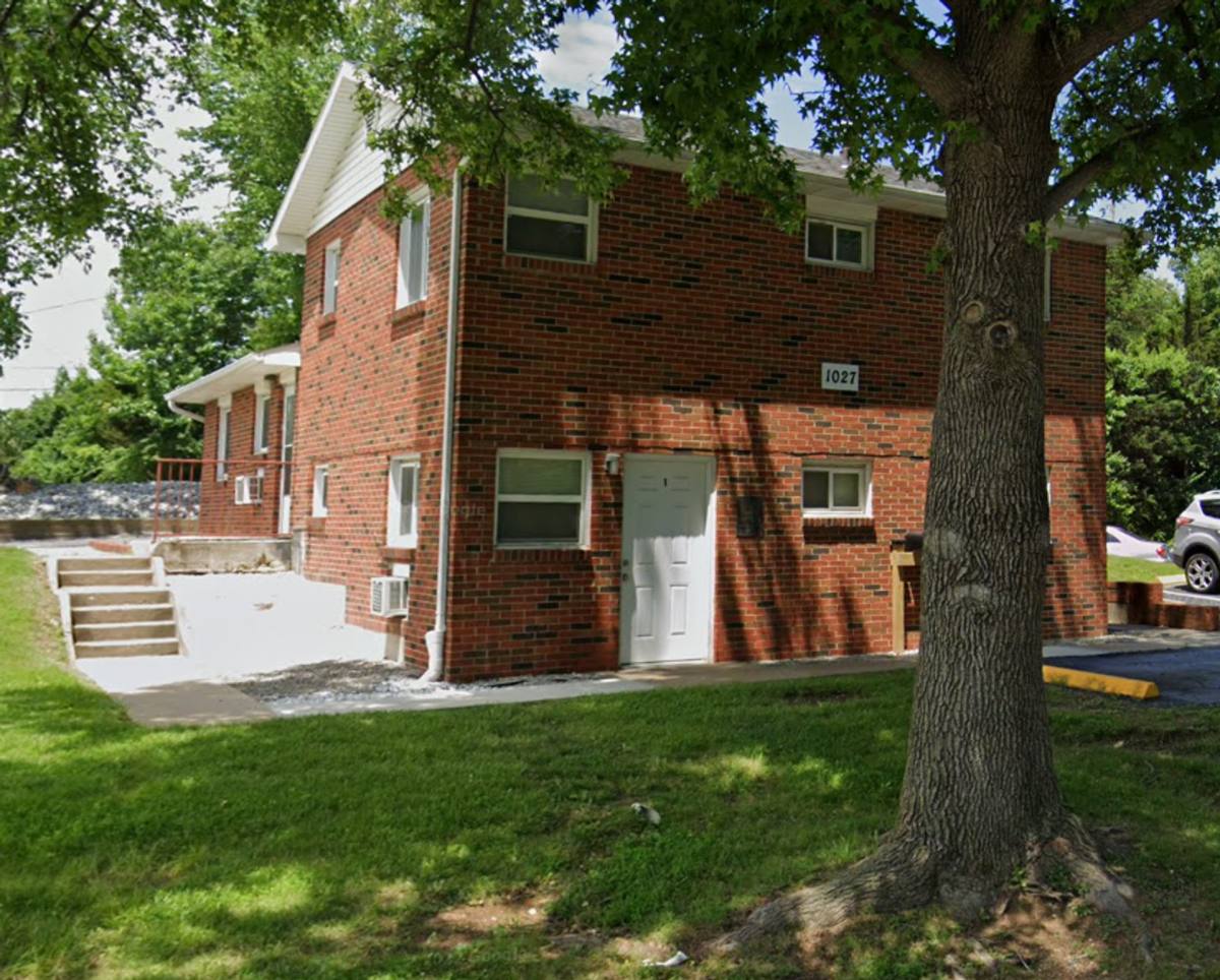 Apartment for rent at 1027 Southpark Dr, Columbia, MO 65201