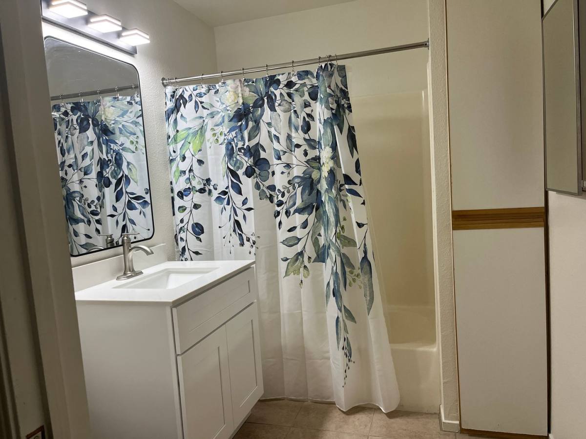 Apartment for rent at 234 Soscol Ave, Napa, CA 94559