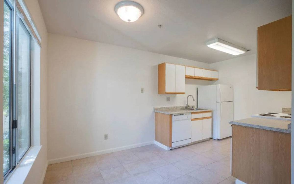 Apartment for rent at 234 Soscol Ave, Napa, CA 94559