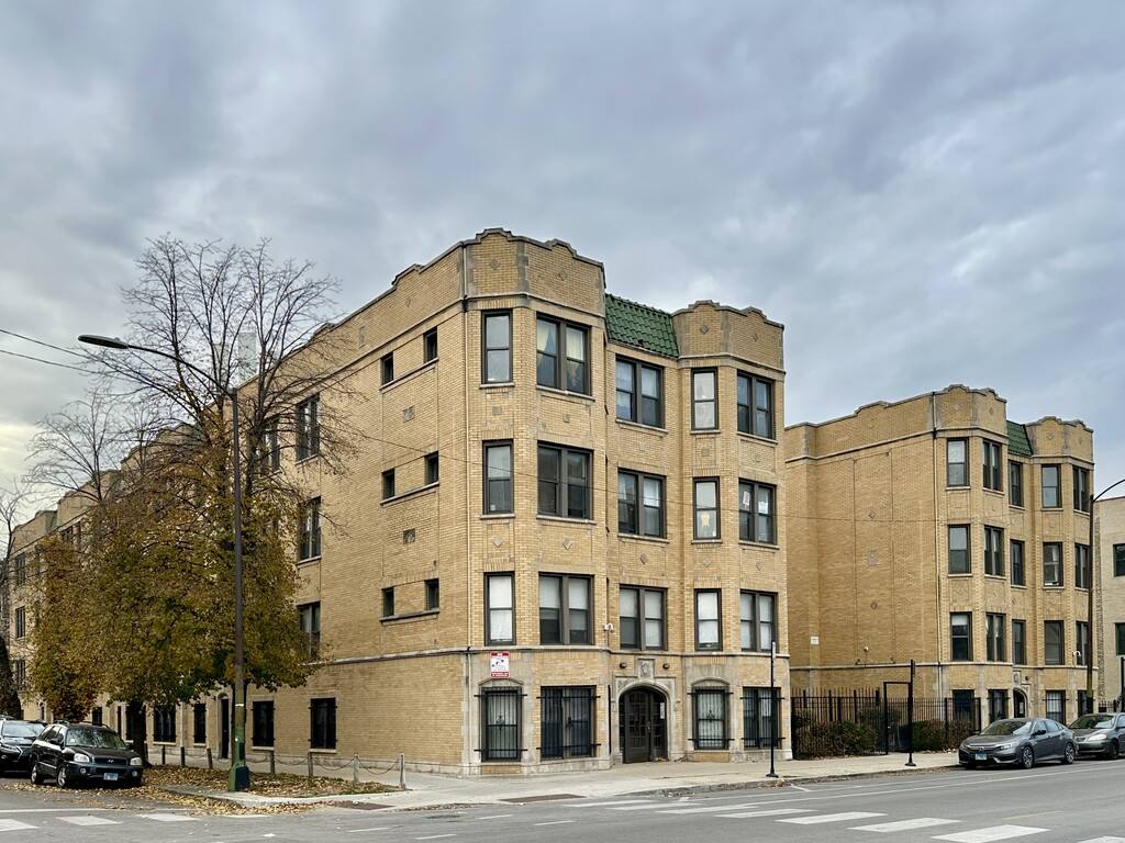 Apartment for rent at 1540 Kedzie #M3, Chicago, IL 60651