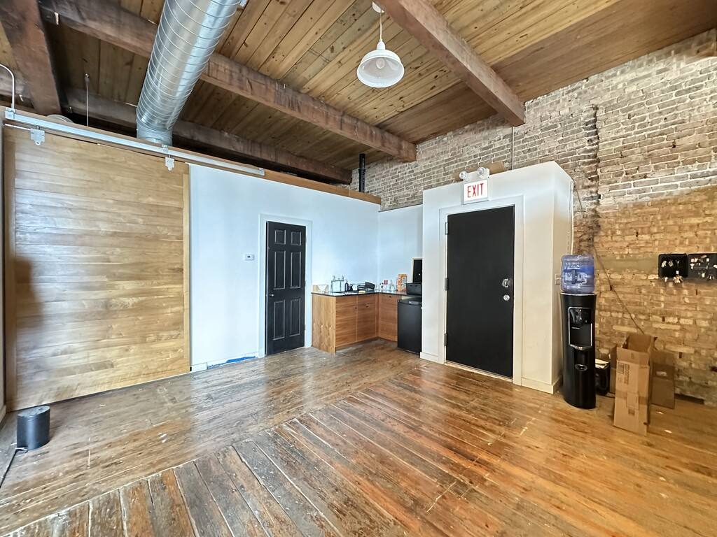 Apartment for rent at 3124 Carroll #F4, Chicago, IL 60612
