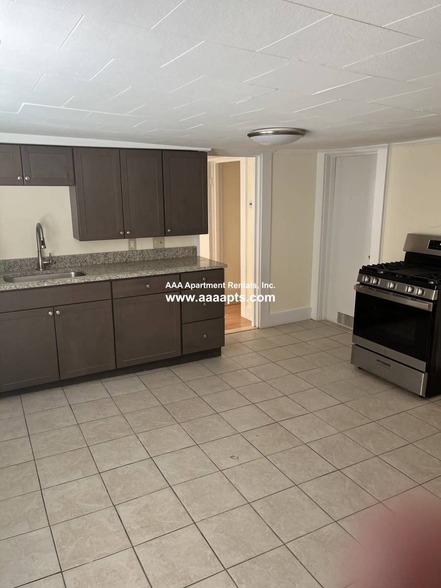 Apartment for rent at 162 Union St #3, Everett, MA 02149