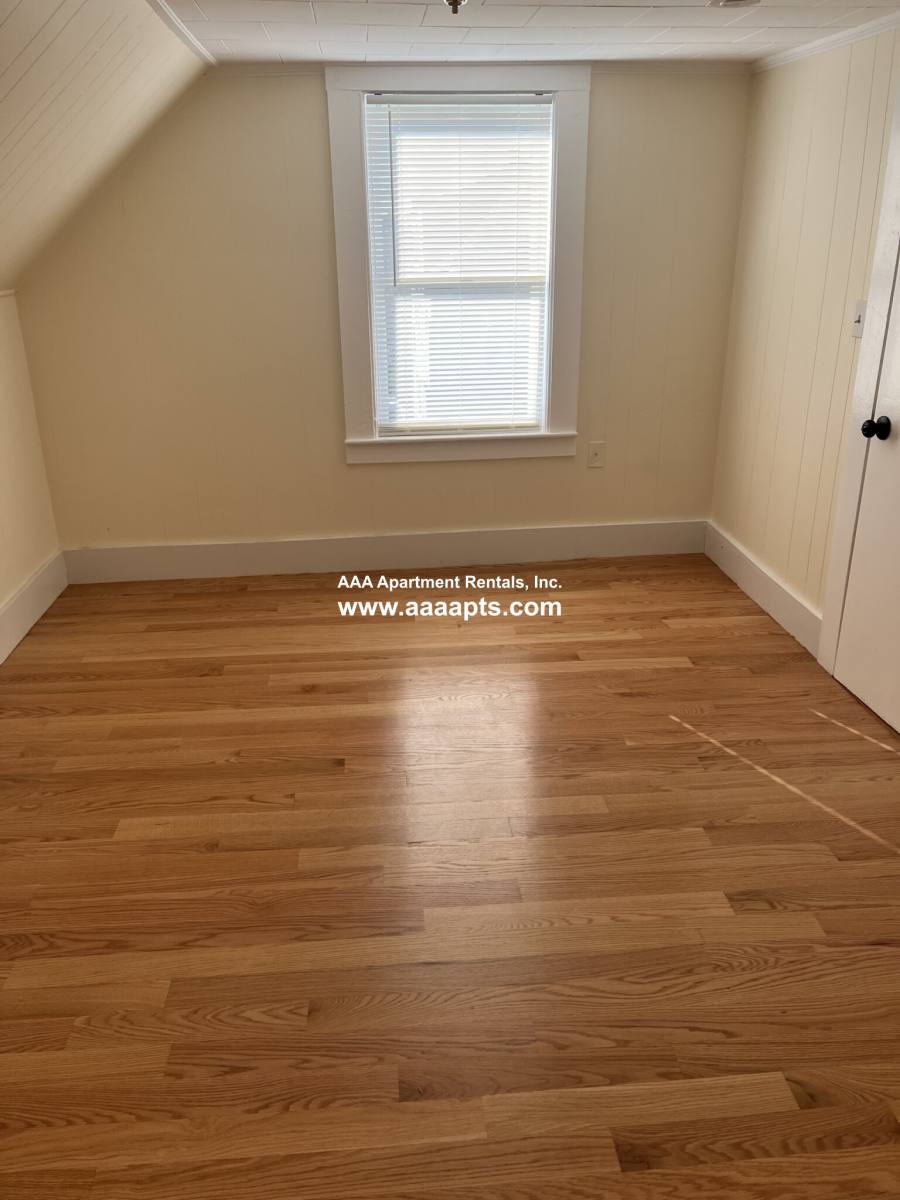 Apartment for rent at 162 Union St #3, Everett, MA 02149