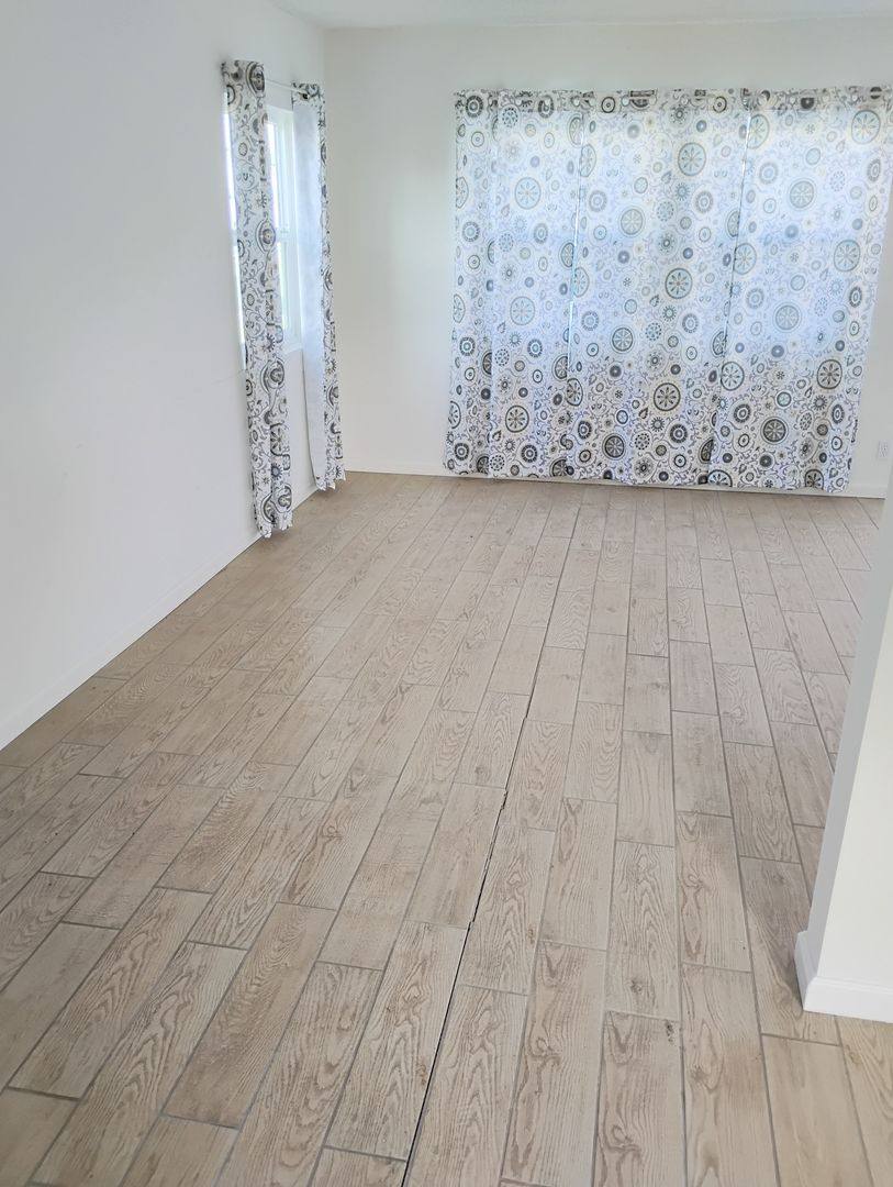 Apartment for rent at 18924-18934 Gault St, Reseda, CA 91335