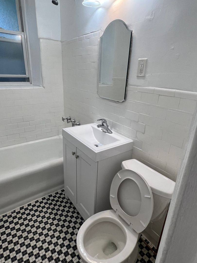 Apartment for rent at 120 Rutgers St, Belleville, NJ 07109