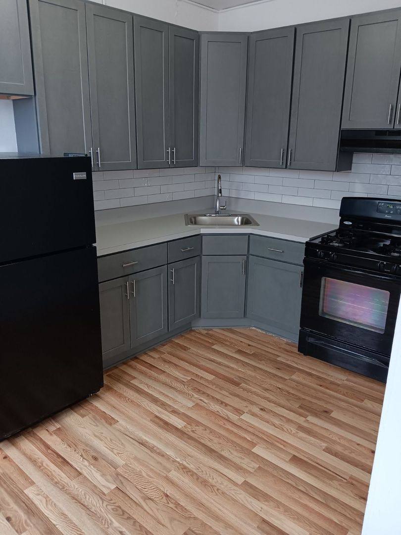Apartment for rent at 120 Rutgers St, Belleville, NJ 07109