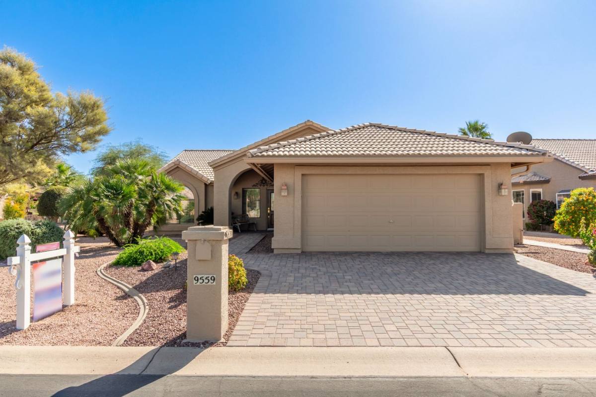 House for rent at 9559 E Sunburst Dr, Chandler, AZ 85248