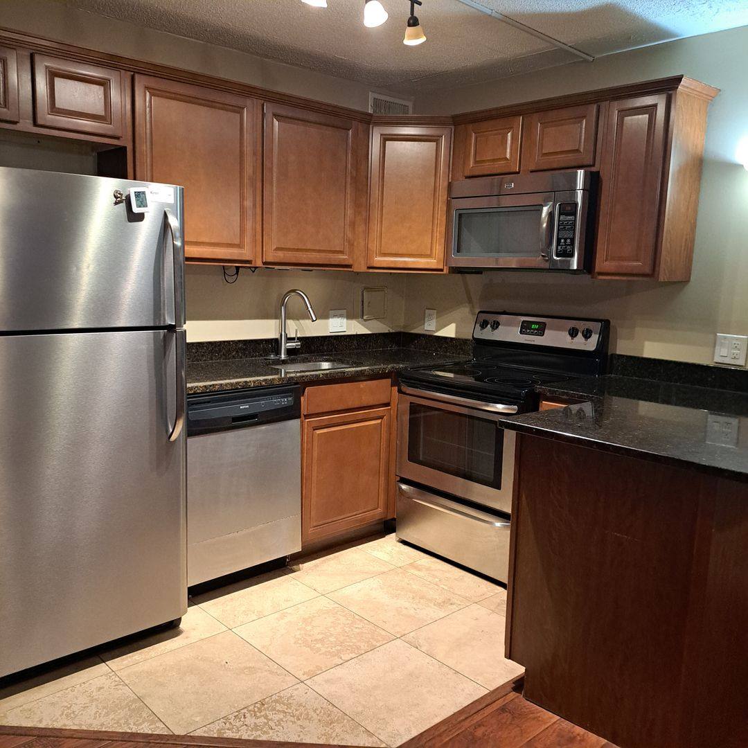 Apartment for rent at 510 14th St, Knoxville, TN 37916