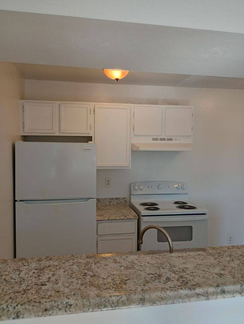 Apartment for rent at 1310 W Ajo Way, Tucson, AZ 85713