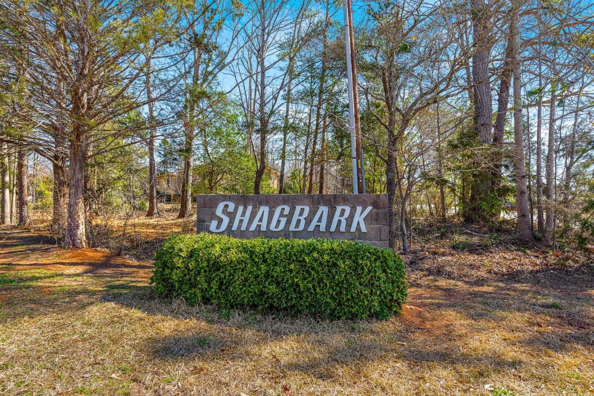Apartment for rent at 1 Shagbark Lane, Seneca, SC 29678