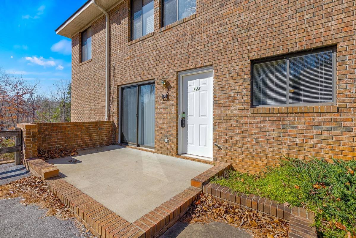 Apartment for rent at 1 Shagbark Lane, Seneca, SC 29678
