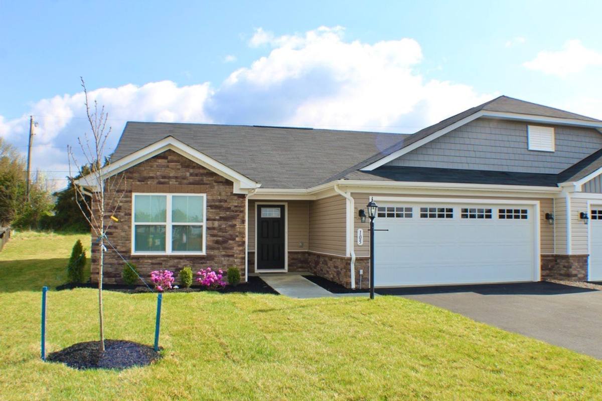 House for rent at 105 S Peak Dr, McGaheysville, VA 22840