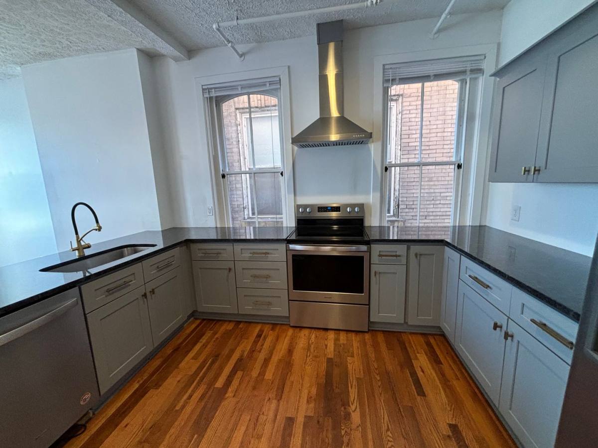 Apartment for rent at 801 Church St, Lynchburg, VA 24504