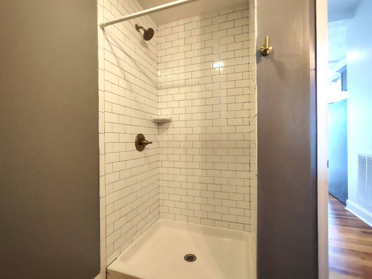 Apartment for rent at 801 Church St, Lynchburg, VA 24504