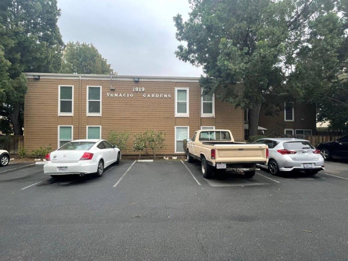 Condo for rent at 1919 Ygnacio Valley Rd, Walnut Creek, CA 94598