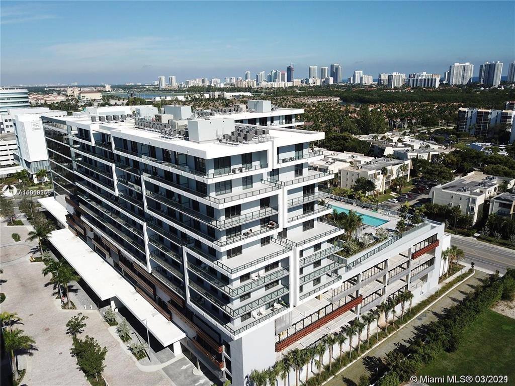 Apartment for rent at 2960 NE 207th St #609, Miami, FL 33180