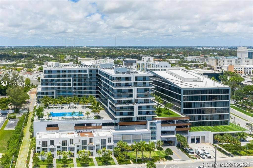 Apartment for rent at 2960 NE 207th St #609, Miami, FL 33180