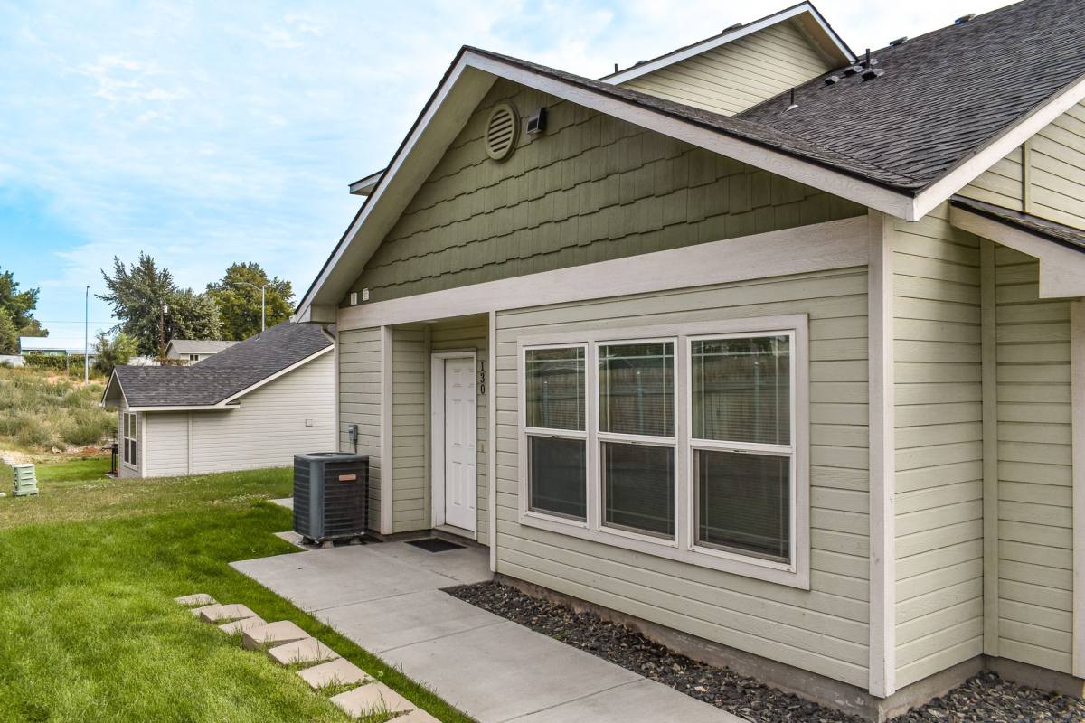 Townhouse for rent at 3426 W 7th Ave, Kennewick, WA 99336