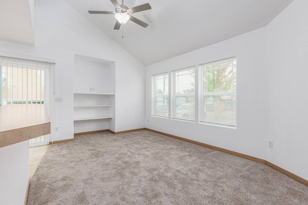 Townhouse for rent at 3426 W 7th Ave, Kennewick, WA 99336