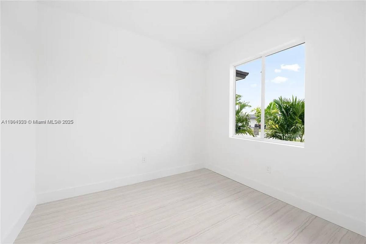 House for rent at 10745 SW 217th Ave, Miami, FL 33170