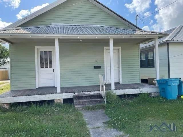 House for rent at 723 Saint Charles St, Thibodaux, LA 70301