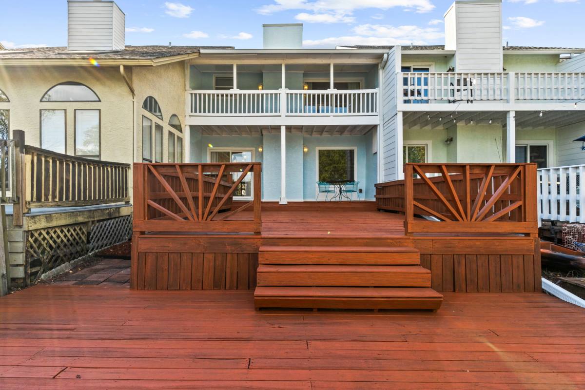 Townhouse for rent at 1335 Capri Dr, Panama City, FL 32405