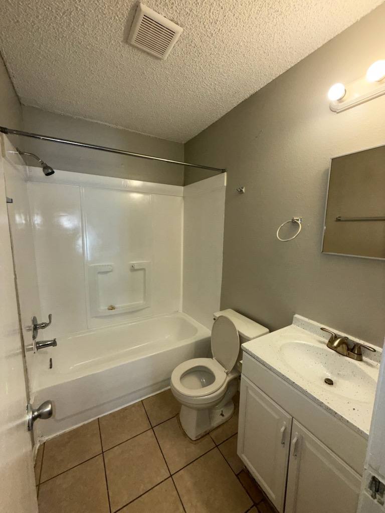 Townhouse for rent at 3435 Gateway Dr, San Antonio, TX 78210
