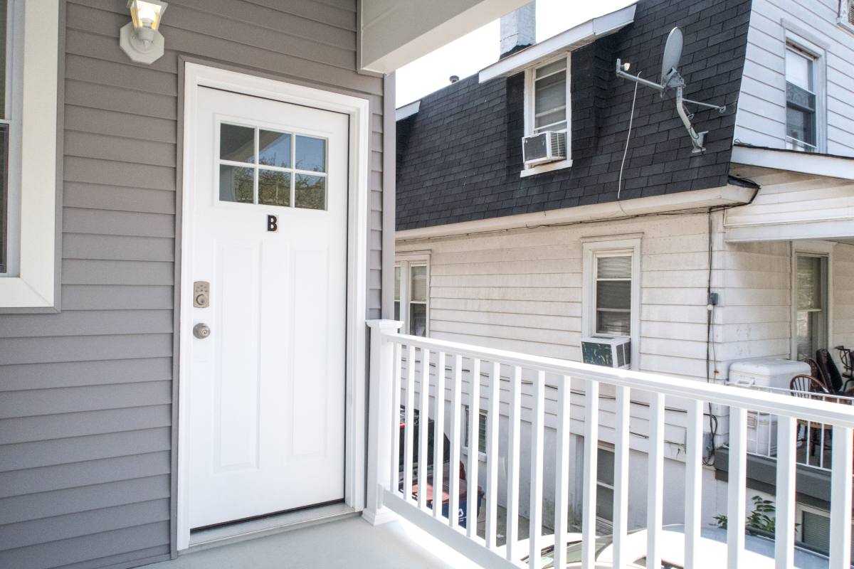 Apartment for rent at 4 N Oakland Ave #2, Ventnor City, NJ 08406